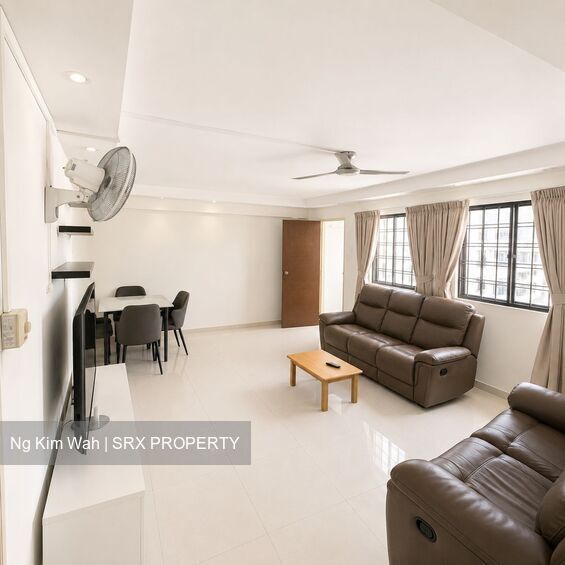 Blk 124 Yishun Street 11 (Yishun), HDB 4 Rooms #563790151